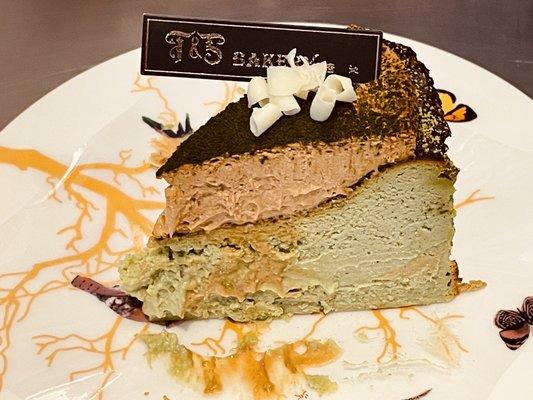 Matcha Cheese & Tiramisu Cake