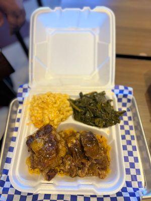 1 lb. Oxtails Platter with Mac & greens