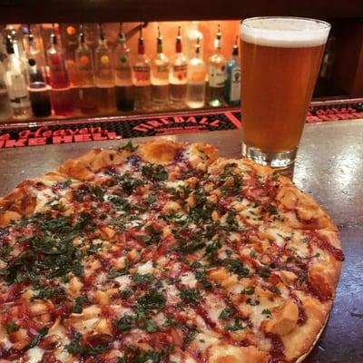 BBQ Chicken Flatbread and a Deschutes Fresh Squeezed IPA