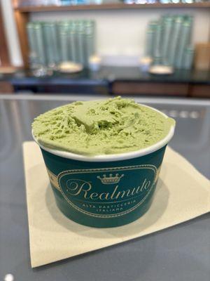 Green tea gelato