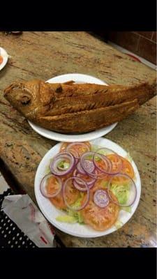 Pargo y ensalada