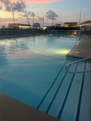 Outdoor pool - it's huge!