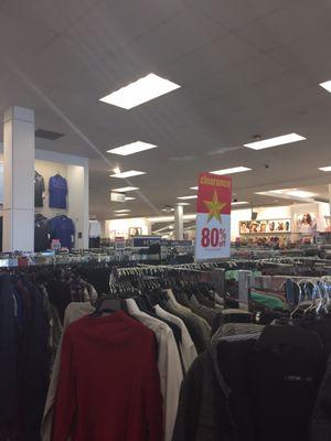 Kohl's -- Northborough Crossing : 7102 Shops Way, Northborough             Interior