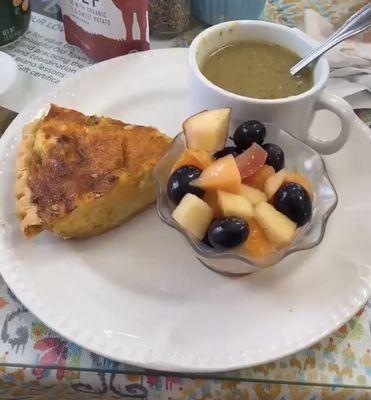 Green Chile Quiche and Broccoli soup - YUM