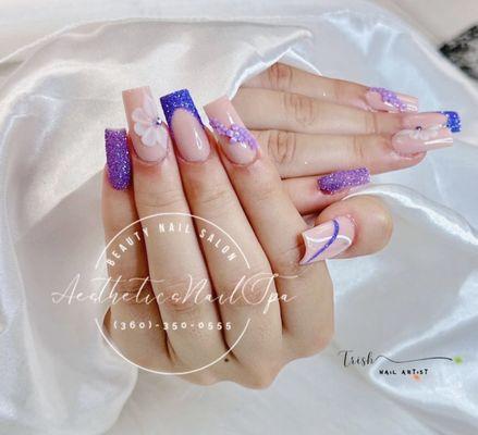 acrylic nails