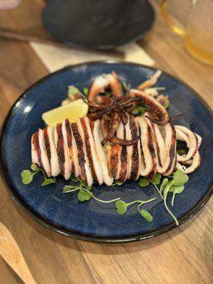 Whole grilled squid.