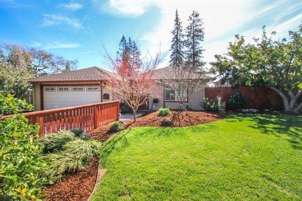 2525 Whipple Ave, Redwood City Listed $1,698,000 Sold $1,810,000