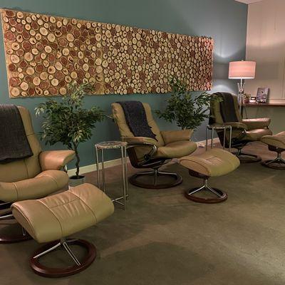 Our relaxing lounge is available to you to unwind before your spa appointment.