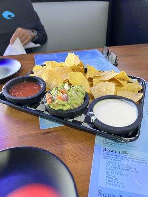 Trio sampler with chips.