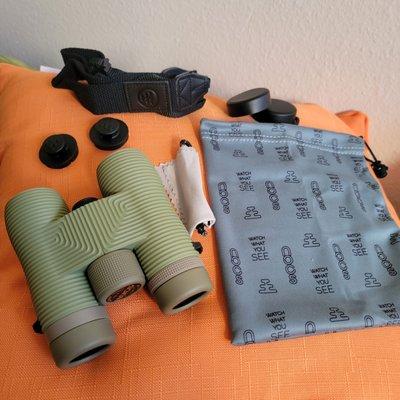 Field Issue 10x32 Nocs binoculars