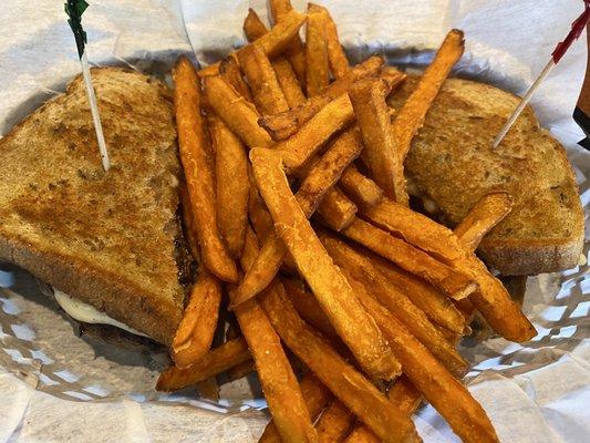 Patty Melt with huge order of Sweet Potato fries. Yummmy