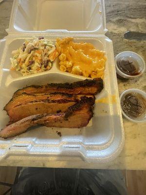 Coleslaw, Mac and cheese and brisket