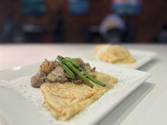 Beef Stroganoff Crêpe