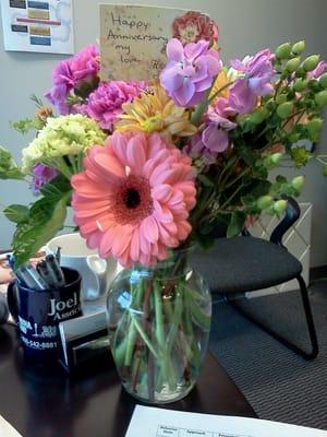 8 month anniversary flowers from my sweet, sweet boyfriend.