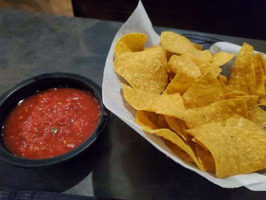 Salsa and chips