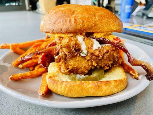 Spicy chicken pimento sandwich!  so good!