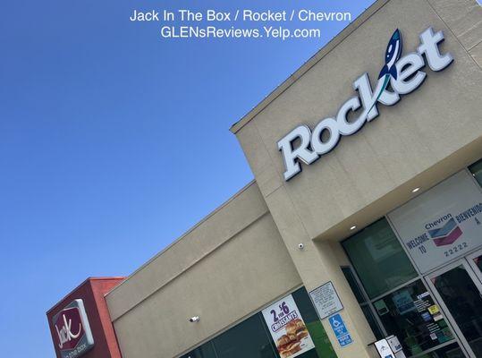 POV: you entering this Chevron / Jack in the Box / Rocket VOLTRON.