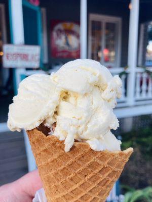 Pecan waffle cone (gluten-free)