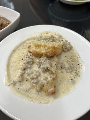 Biscuit & Gravy