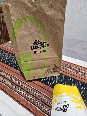 Del taco bag