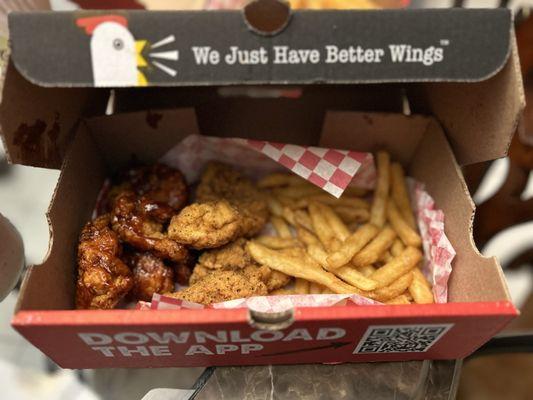 Boneless wings, lemon pepper and sweet chili.