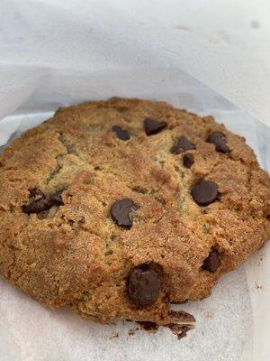 Chocolate chip cookie