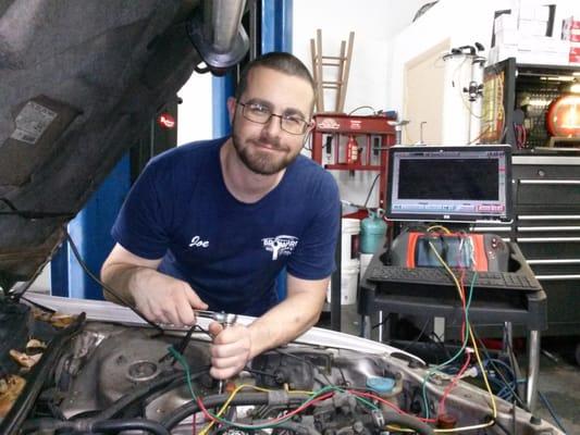 I'm Joe, the owner & head technician of Broward Auto Repair & Diagnostics. Providing quality automotive maintenance services and repairs.