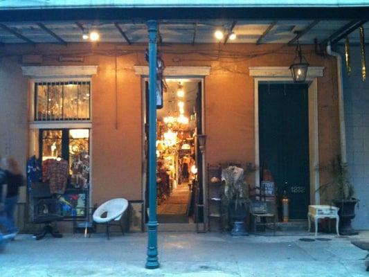 1232 Decatur St New Orleans LA 54-738-2289