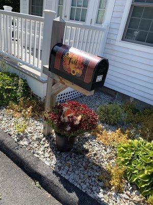 Mail box