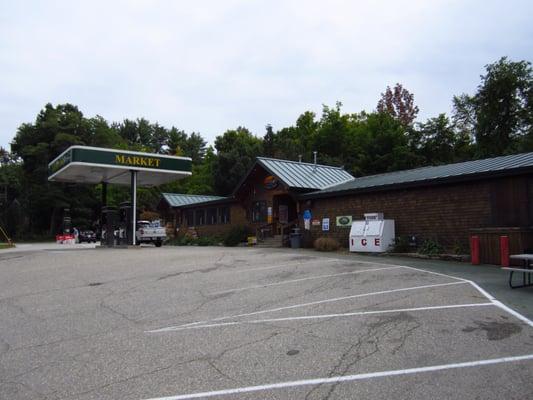 Chesley's Golden Pond Country Store