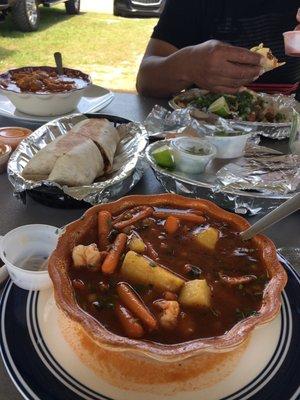 Shrimp soup (caldo de Cameron)