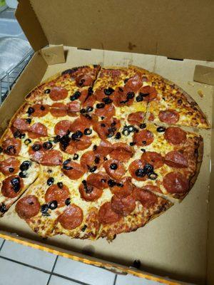 Pepperoni and black olive thin crust. Delicious!