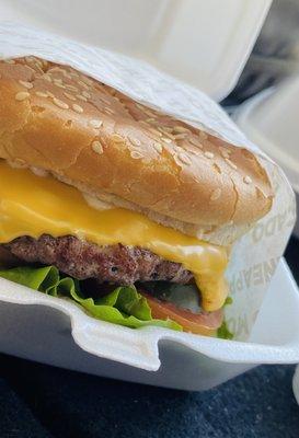 Angus Cheeseburger. Yummy.