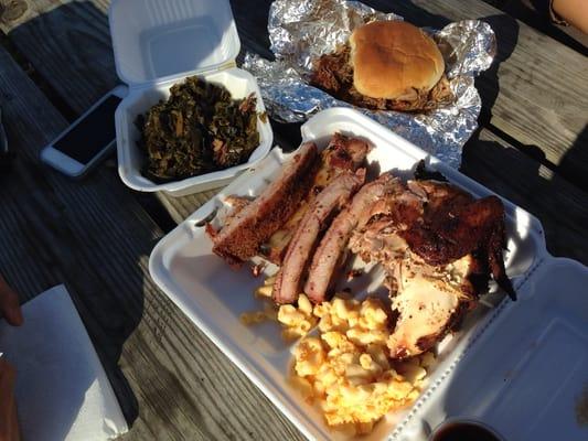 Austin Platter: Quarter Chicken, 4 Ribs, Pulled Pork Sandwich and one side all for $25