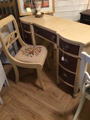 Beautiful furniture, home decor and accessories at great prices!