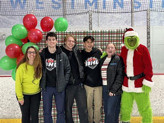 Grinch Skate Night