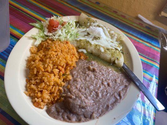 Green enchilada plate