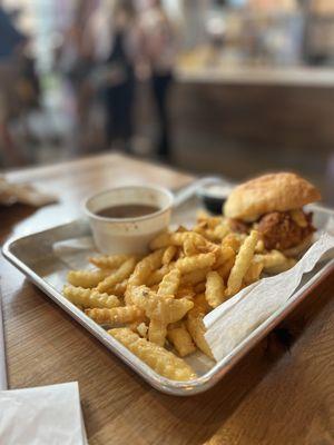 Hot chicken + fries