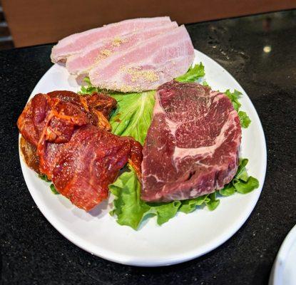 Pork belly with garlic powder