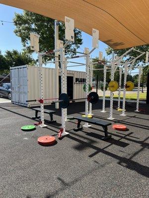 Outdoor bench and squat station