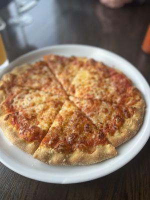 Happy hour cheese pizza