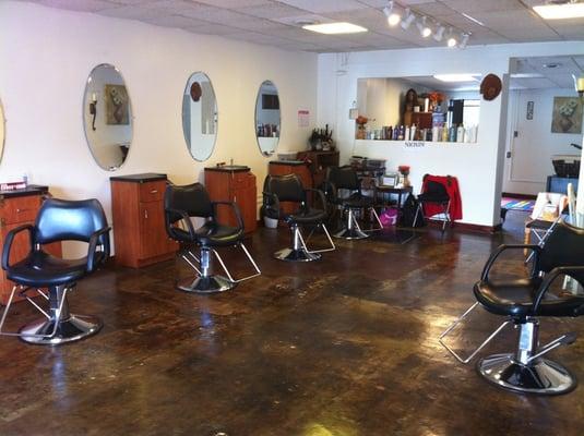 This is Images of Change Beauty and Barber Salon.