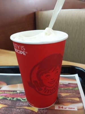 Medium vanilla frosty