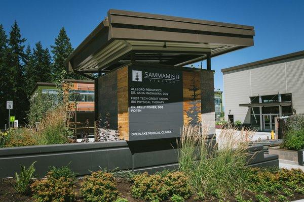 Signage at the entrance to Sammamish Medical Pavilion