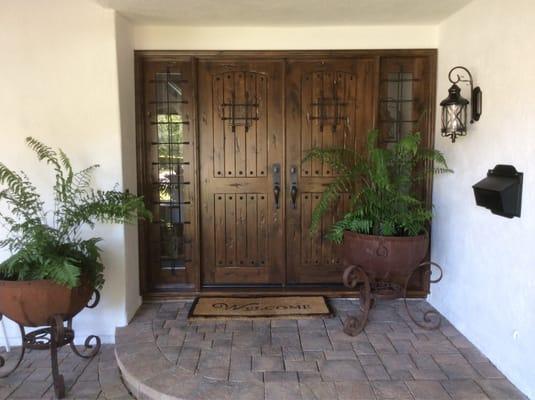 Front doors with sidelights!