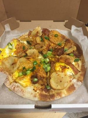 Breakfast pizza. Delicious !! Part of their weekly specials