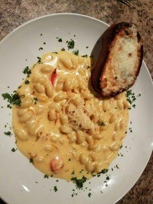 Lobster Macaroni and Cheese!