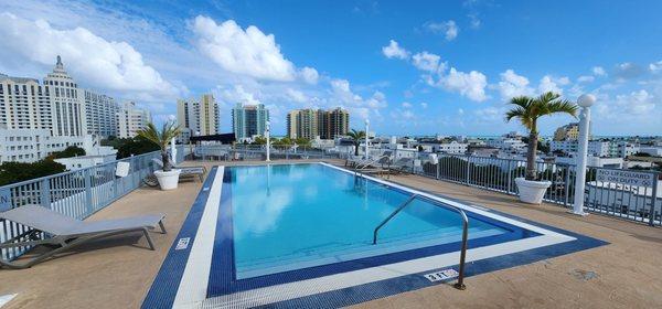 Courtyard Miami Beach South Beach