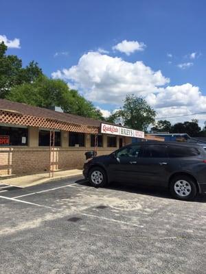 Don't be fooled by the exterior! Excellent burgers!