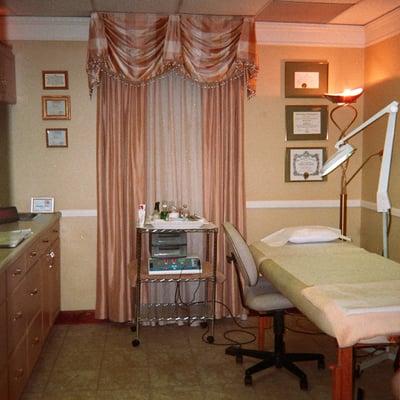 Treatment Room at AMK Electrolysis